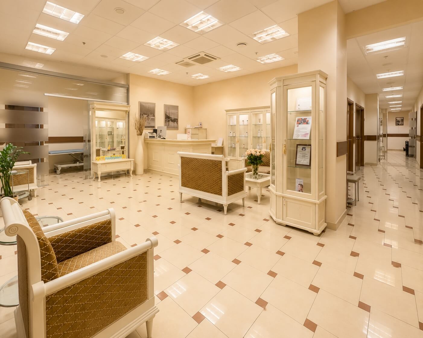 Интерьер клиники ВестМед в Москве — фотография 3